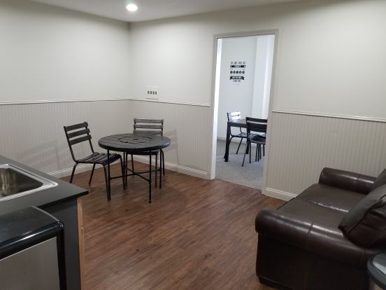Office Suites - furnished & Unfurnished: 893 High St, Worthington, OH 43085